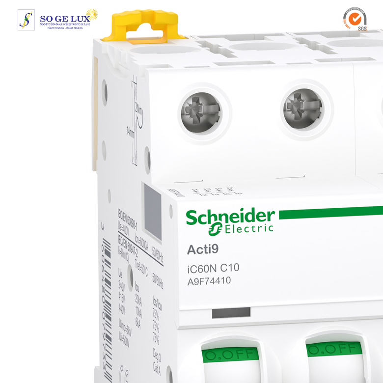 DISJONCTEUR 4X10A-SCHA9F74410